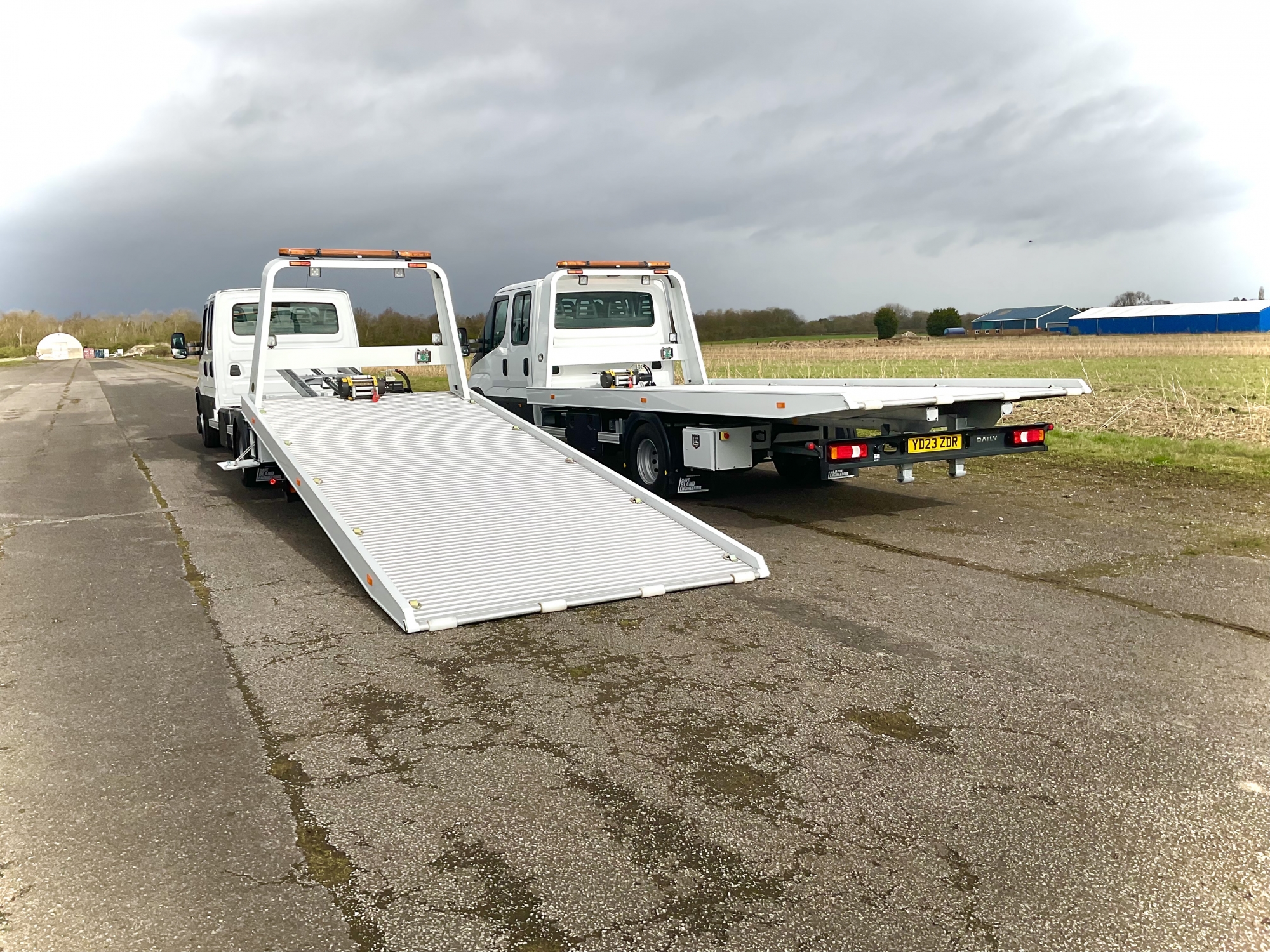 LJ TRANSPORT TAKE DELIVERY OF A PAIR OF NEW IVECO CREW CABS