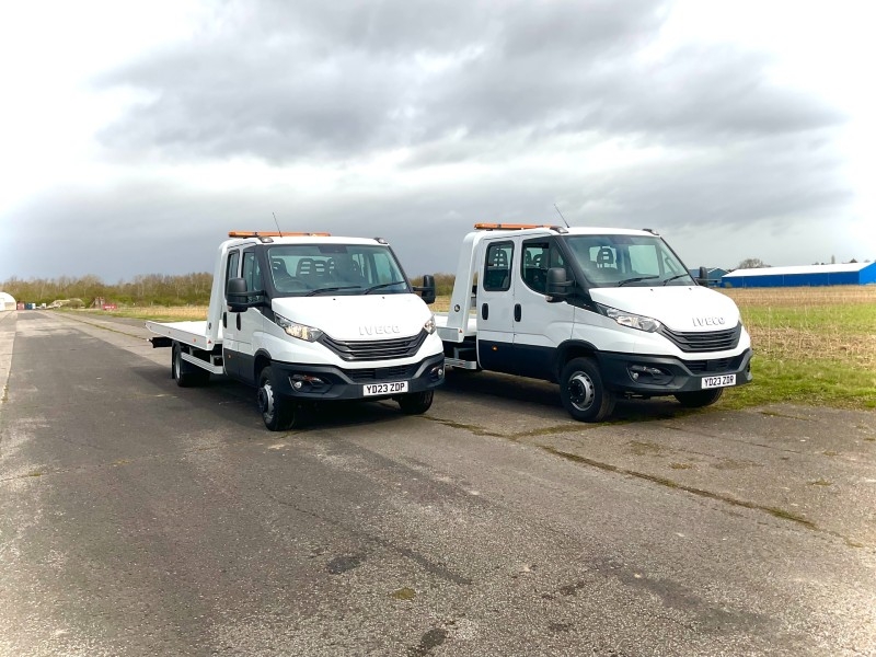 LJ TRANSPORT TAKE DELIVERY OF A PAIR OF NEW IVECO CREW CABS